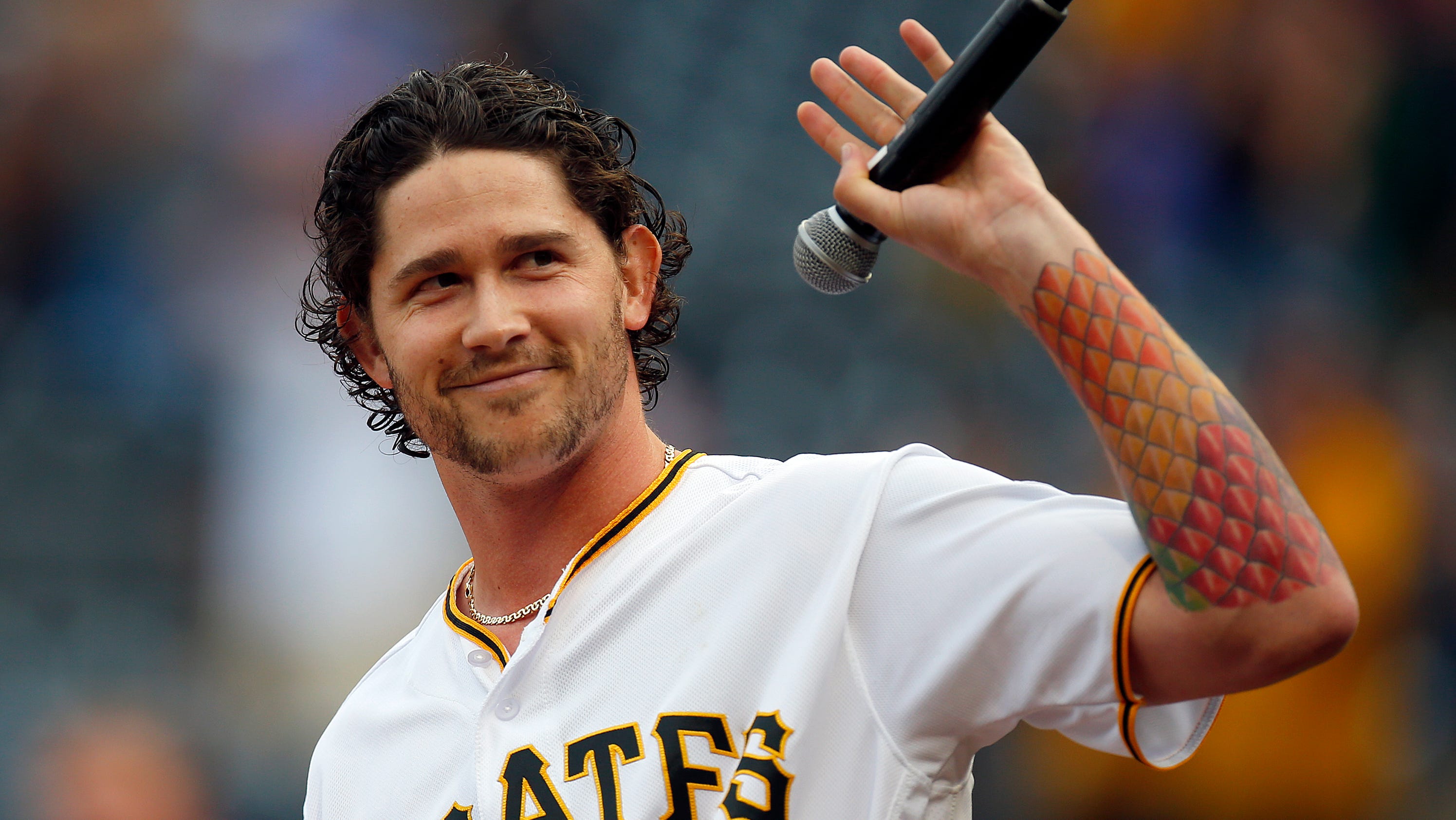 Pirates reliever Steven Brault sang national anthem before Brewers game