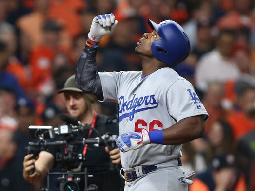 Game 5 at Minute Maid Park: Los Angeles Dodgers right
