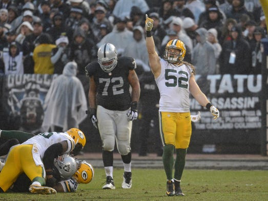 Green Bay Packers inside linebacker Clay Matthews (52)