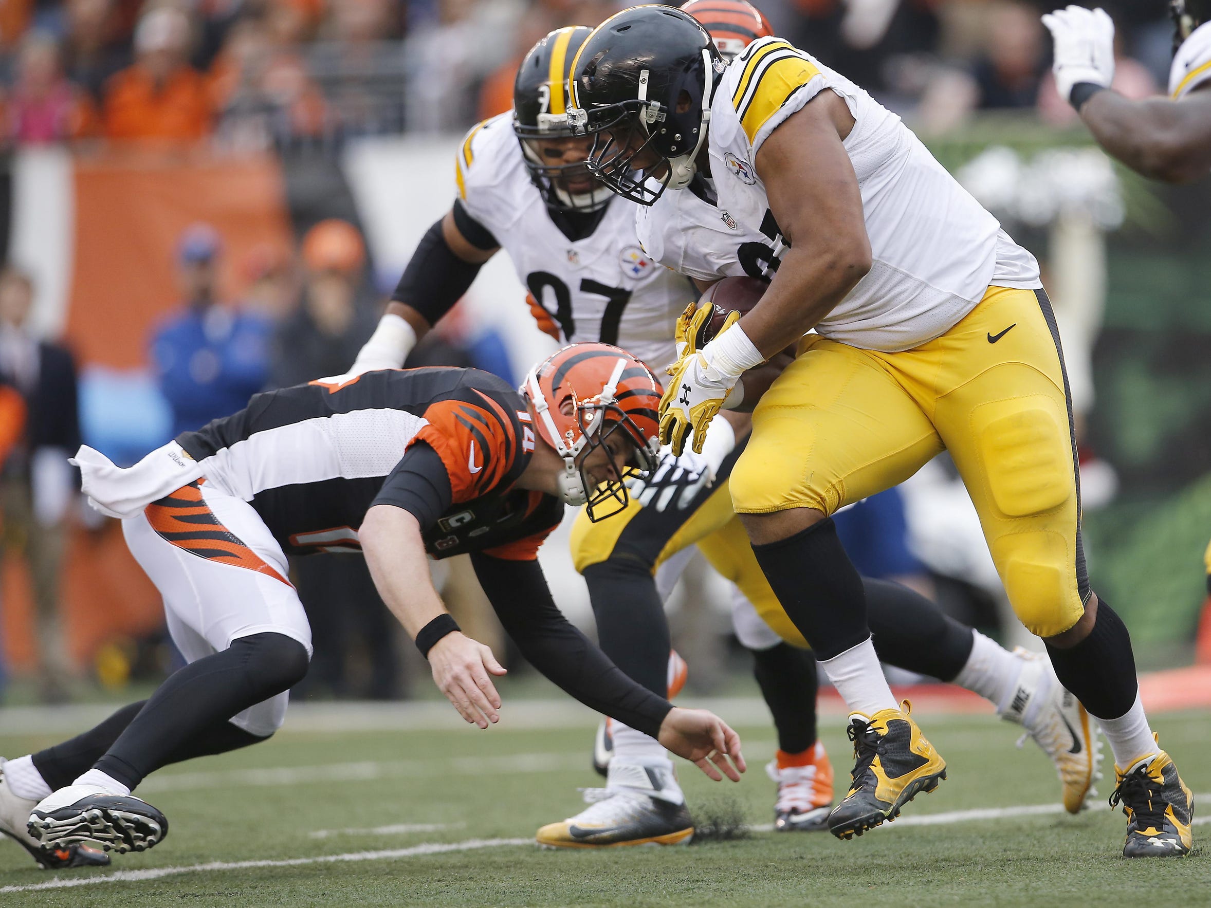 Being Andy Dalton: Bengals quarterback loosens up