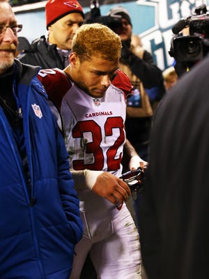 Dec 20, 2015: Arizona Cardinals free safety Tyrann Mathieu (32) walks to the locker room after being hurt against the Philadelphia Eagles during the second half at Lincoln Financial Field. Cardinals won 40-17.