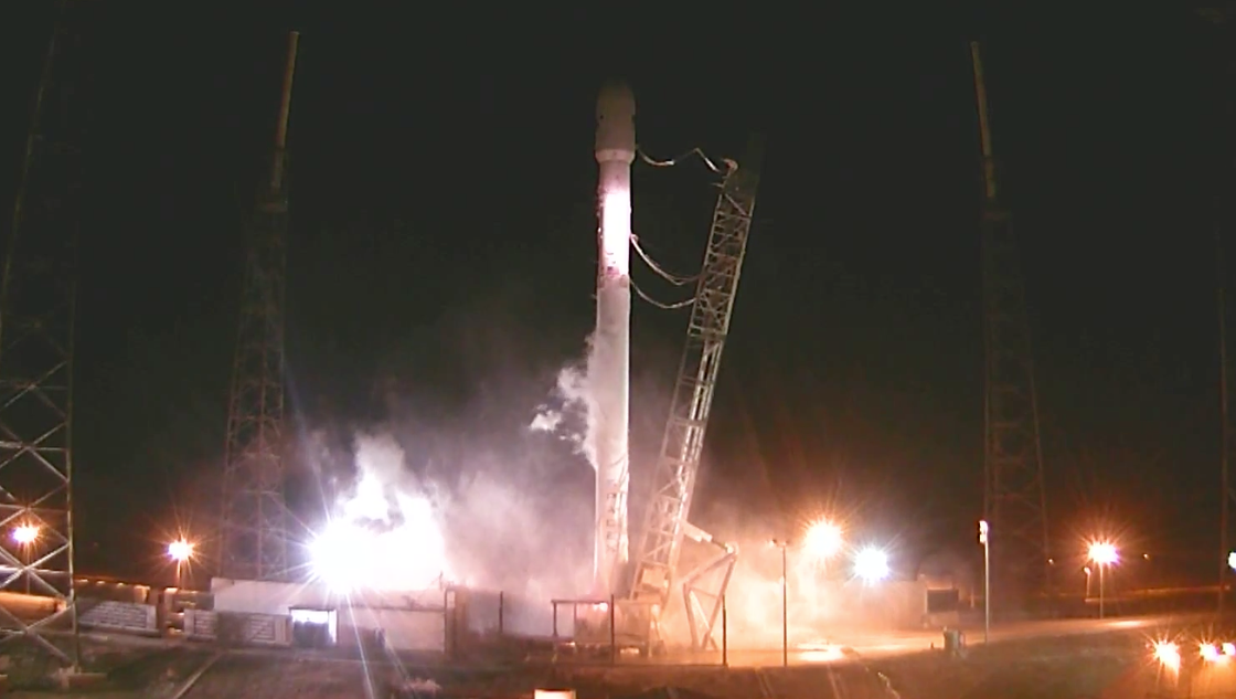 aborted rocket spacex rocket launch aborted on launchpad just seconds aborted rocket spacex rocket launch aborted on launchpad just seconds
