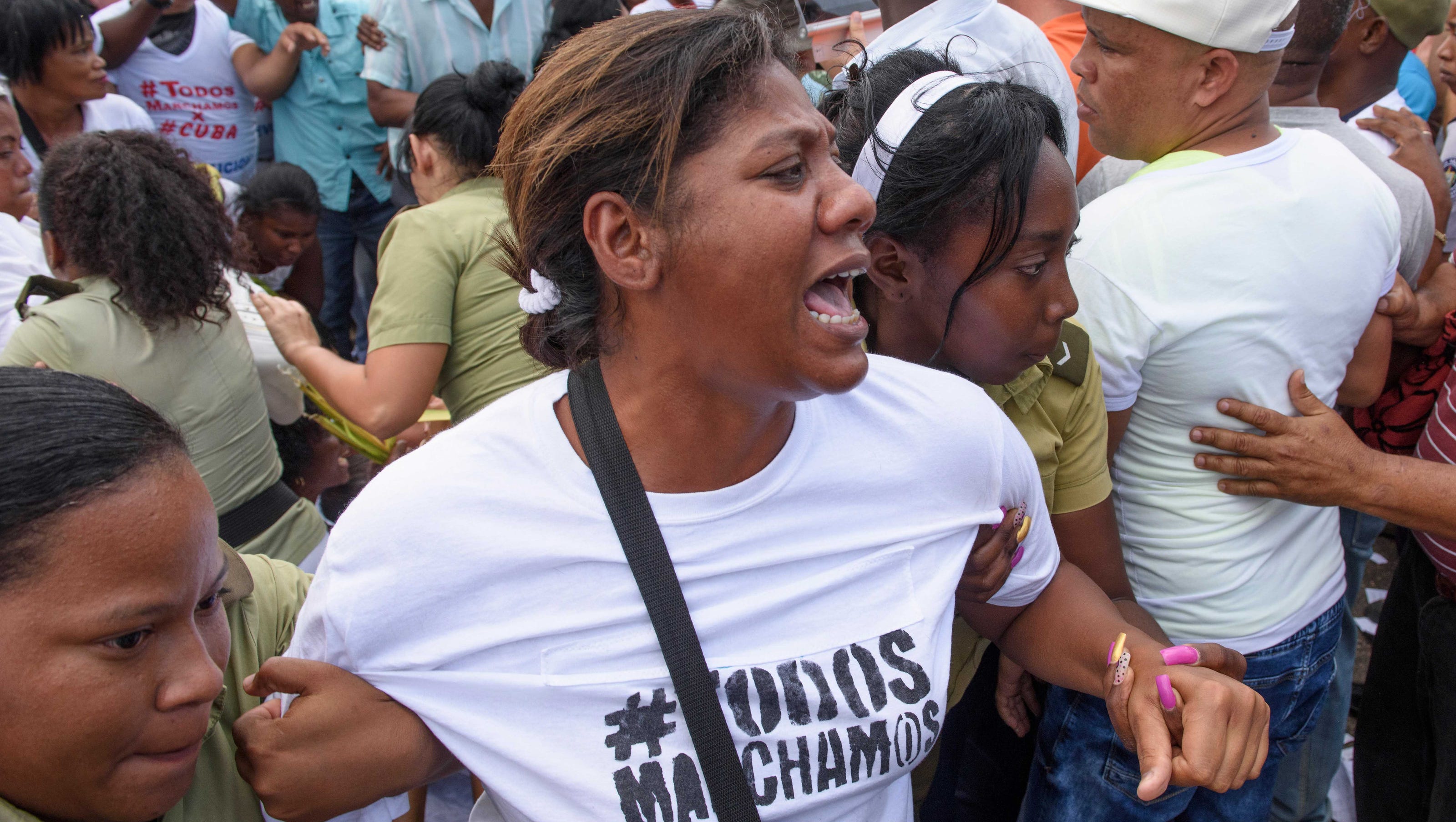 Cuba arrests dozens of human rights protesters before Obama's arrival