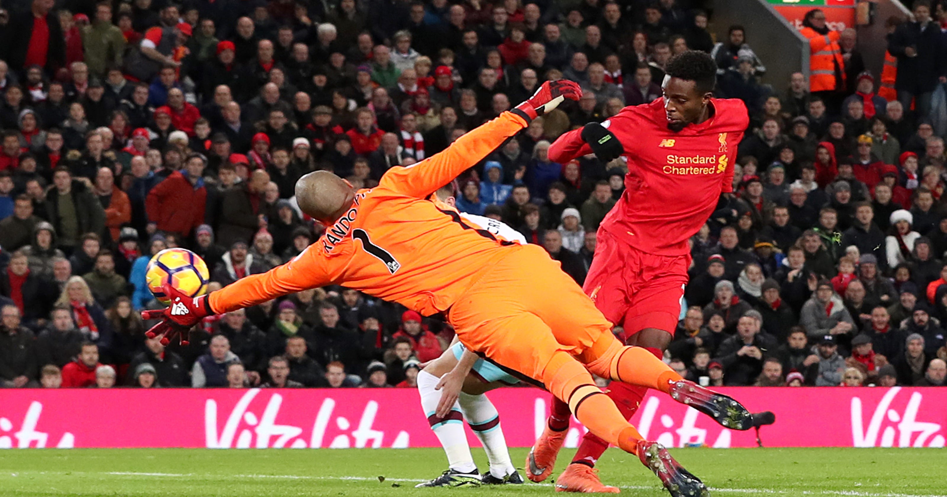 Liverpool concedes more sloppy goals in 2-2 draw vs West Ham3200 x 1680