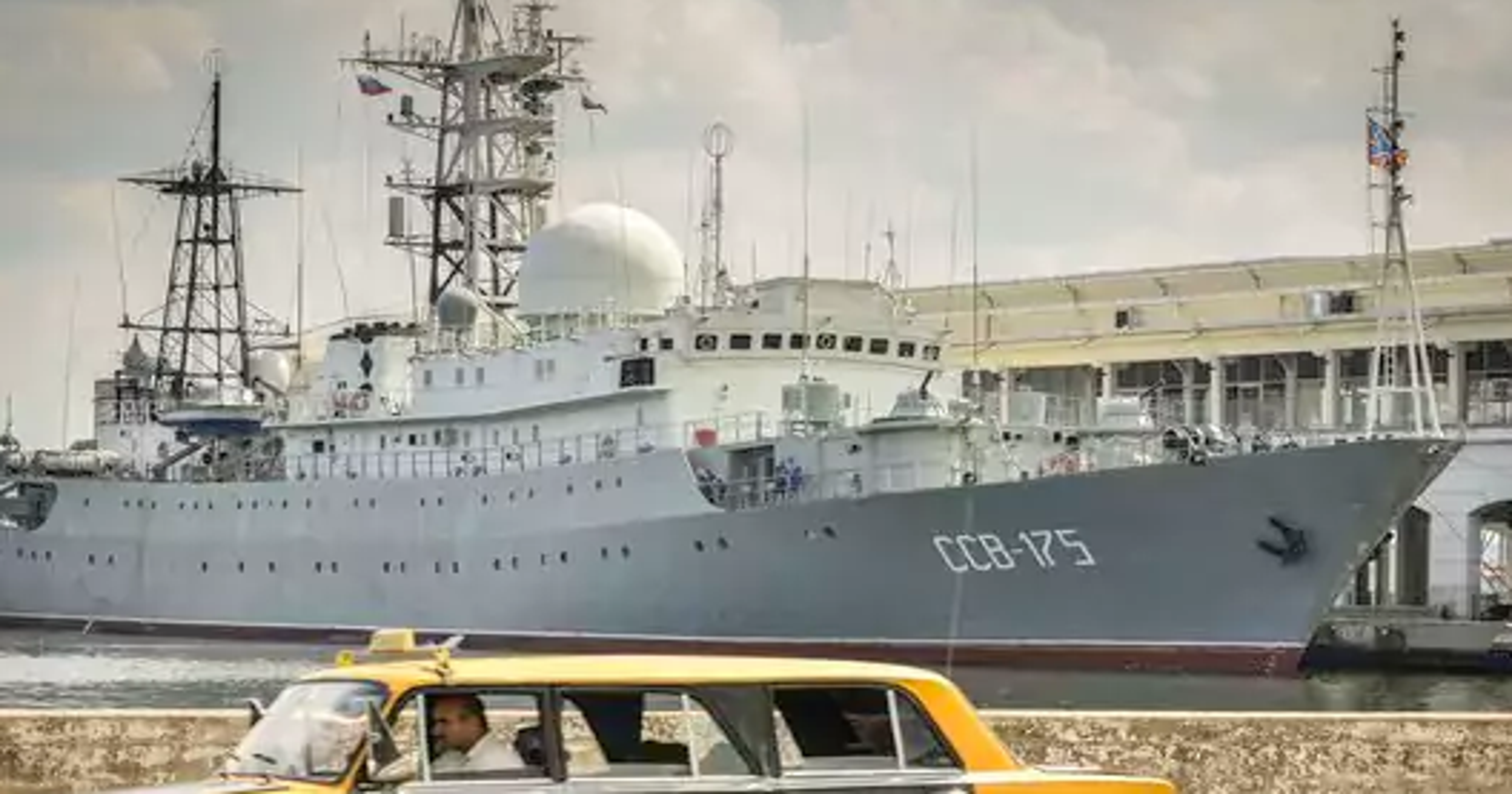 Russian spy ship patrols 30 miles off the coast of Connecticut