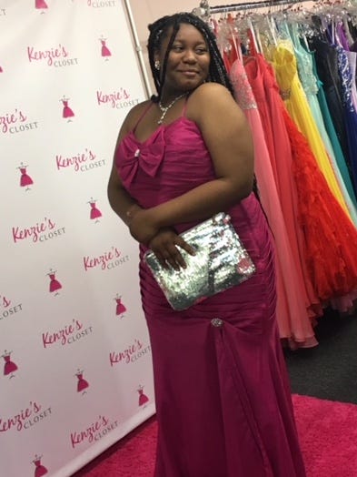 Princess Moment Kenzie S Closet Ensures Girls Have Prom Experience