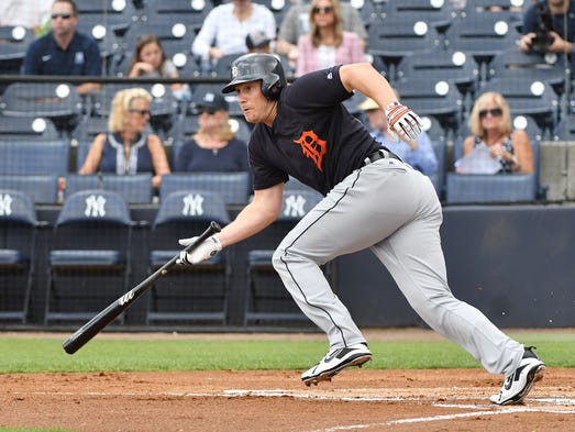 Tigers non-roster invitee Chad Huffman singles with