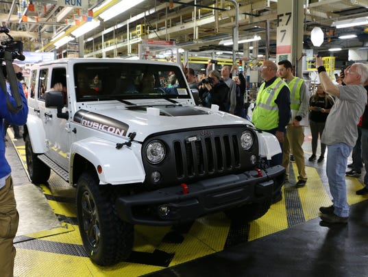 Jeep Wrangler Jk Ends An Era As Last One Rolls Of Toledo