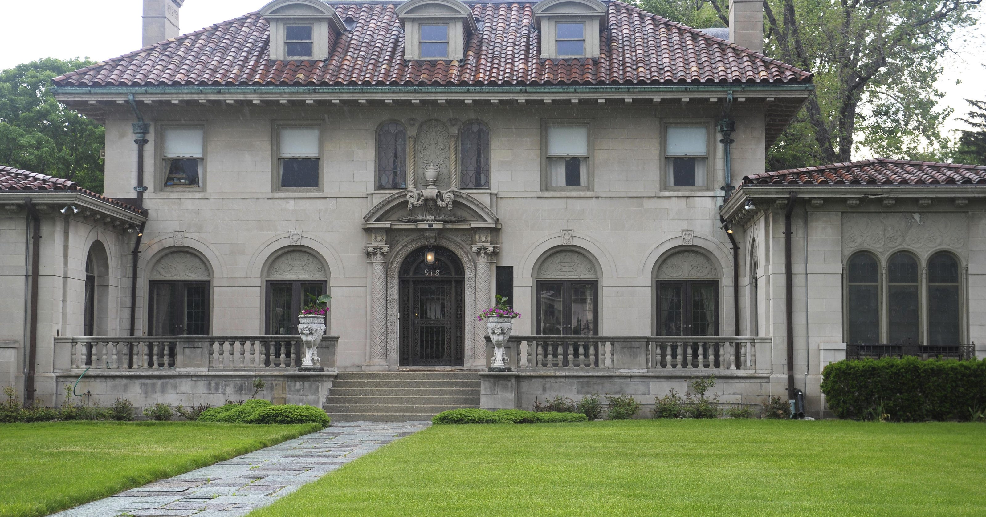 Berry Gordy’s ‘Motown Mansion’ for sale again