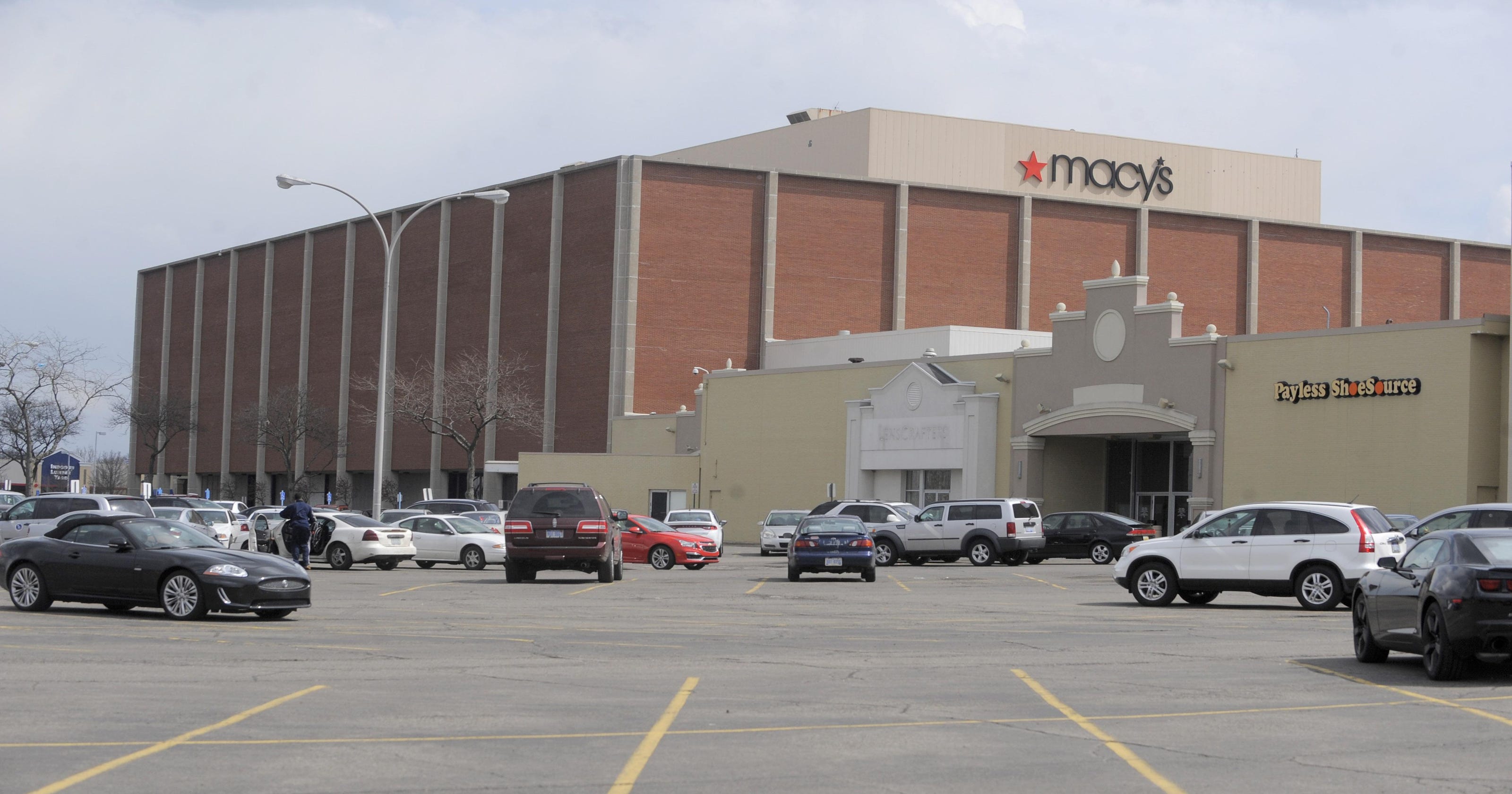 Some Detroit Area Macy S Kmart Stores Closing