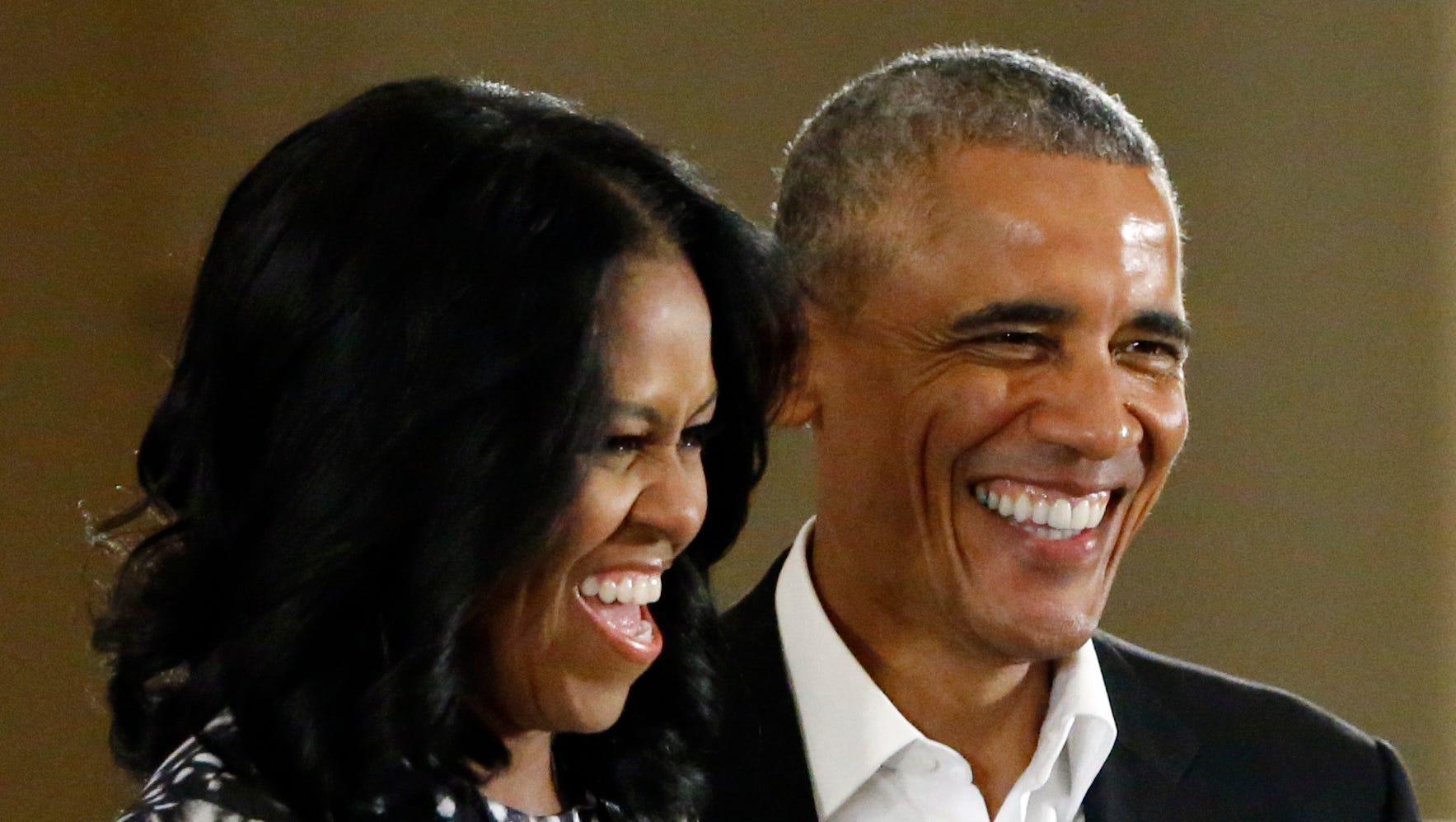 Netflix Partners With Barack Michelle Obama For Series And Films