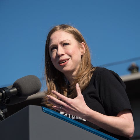 Chelsea Clinton introduces US President Barack...