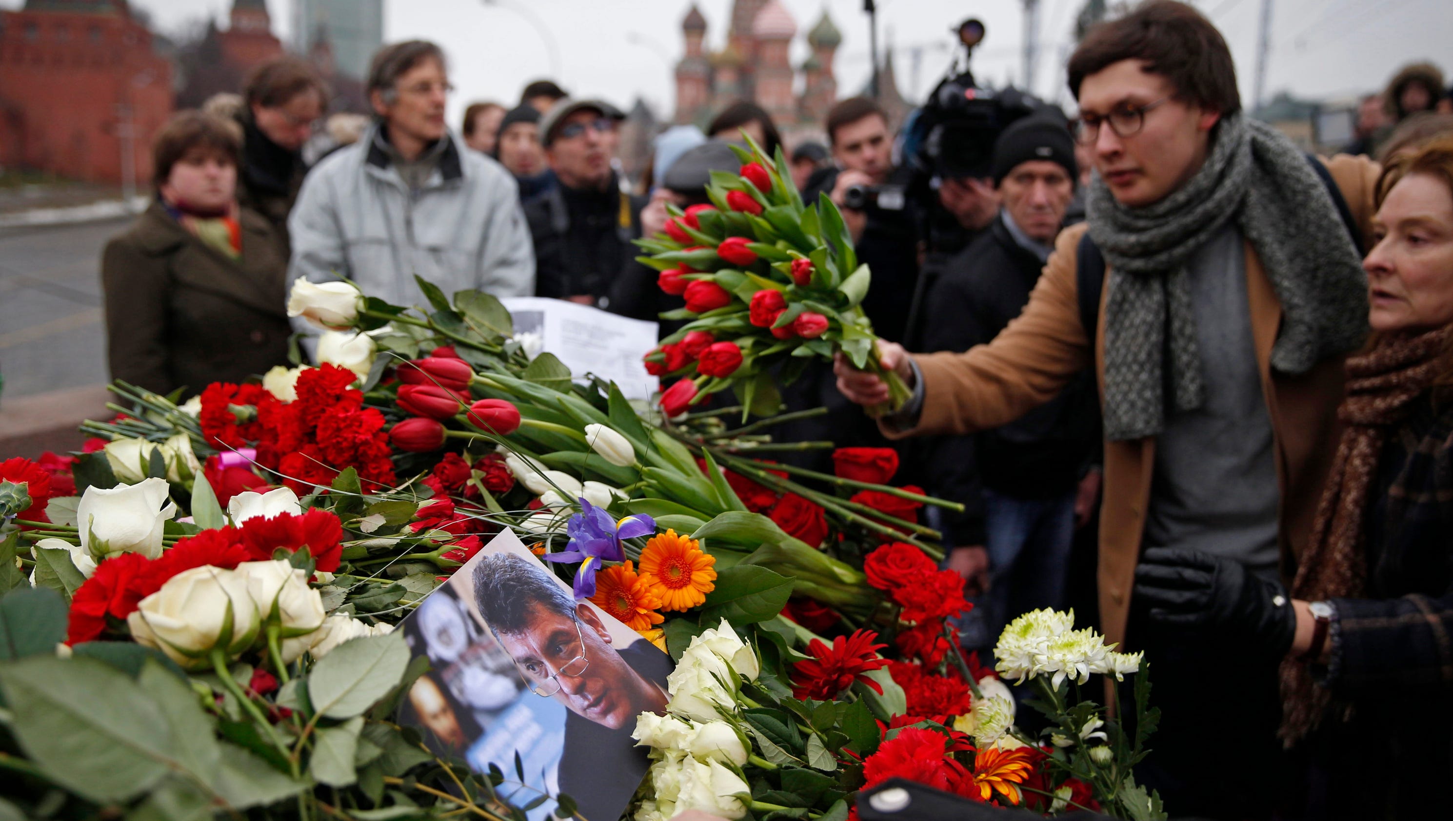 Russian Opposition Leader S Slaying Shocks Moscow