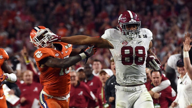 O.J. Howard and Alabama held off all the competition in the end.