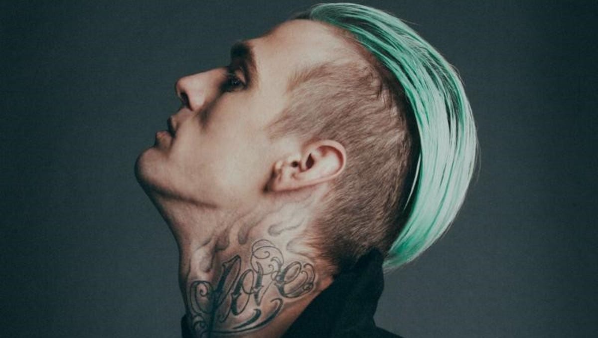 Aaron Carter S New Album Love Gets Lost In Anonymity