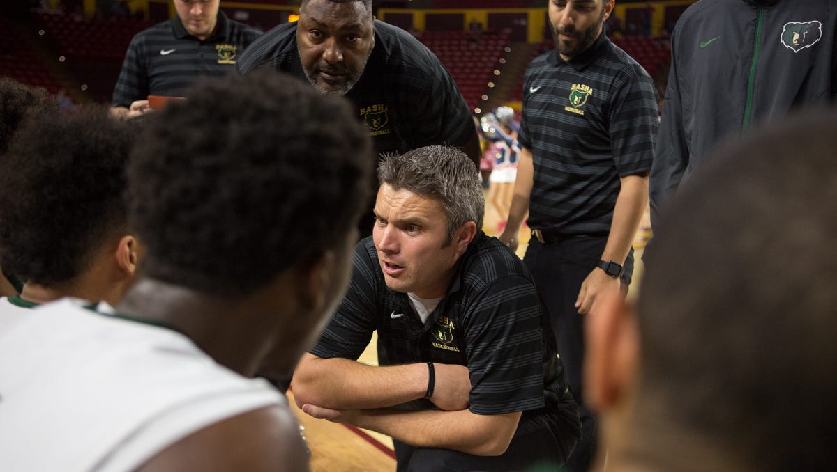 Tom Bennett Molded 3 Division I Final Four Basketball Coaches