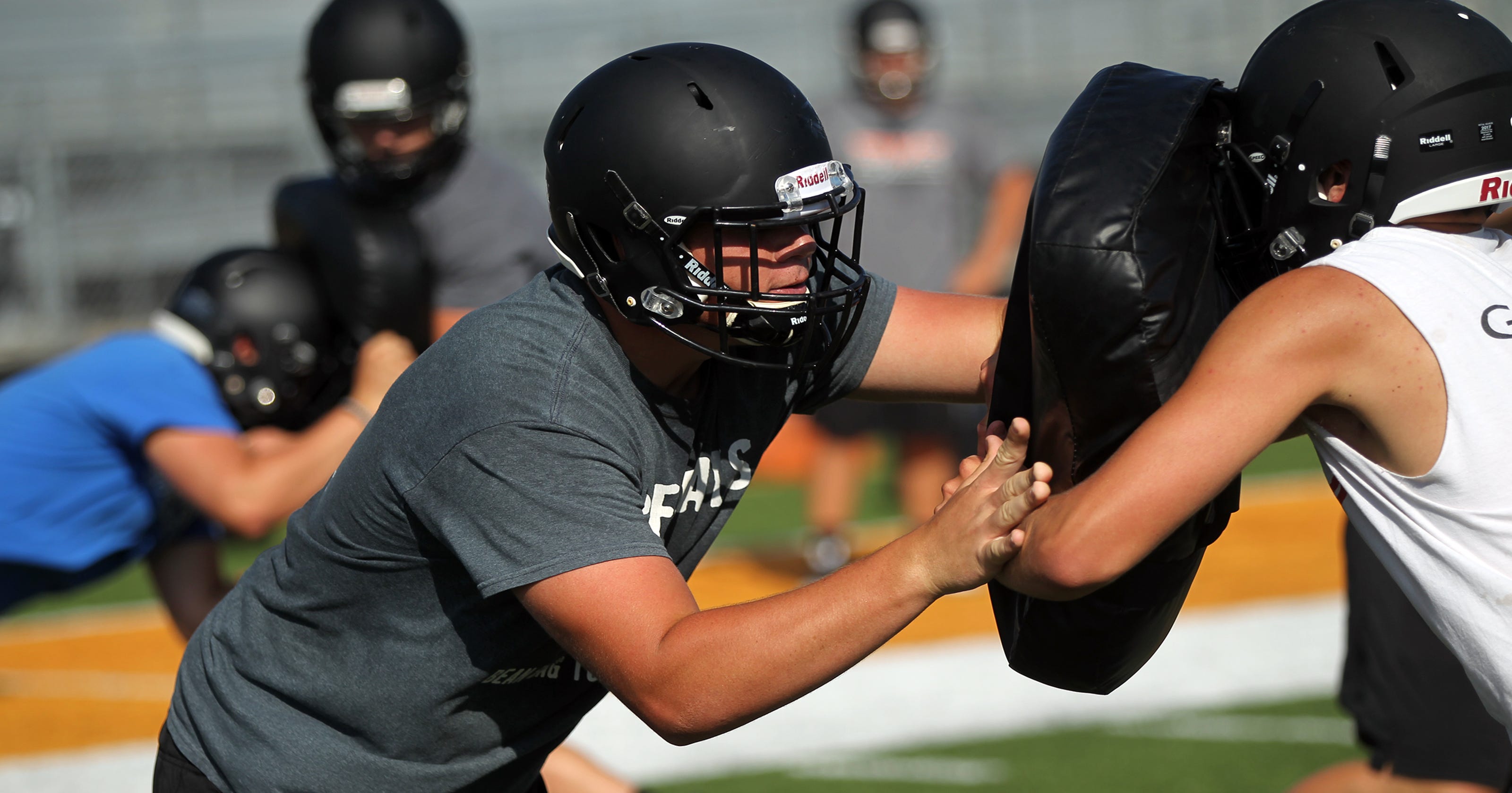 Closer look at Tyler Linderbaum Iowa recruit, Solon star, latebloomer