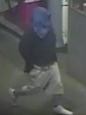 Photo of gas station robbery suspect