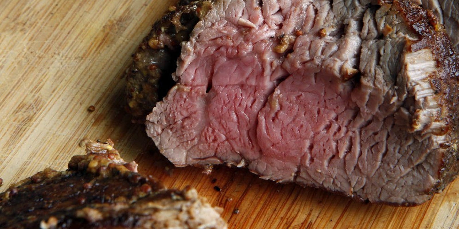 Beef Tenderloin With Port Wine Sauce A Cook S Corner Recipe