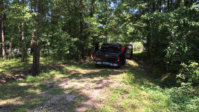 Prattville police apprehend three men after short vehicle chase on Monday afternoon.