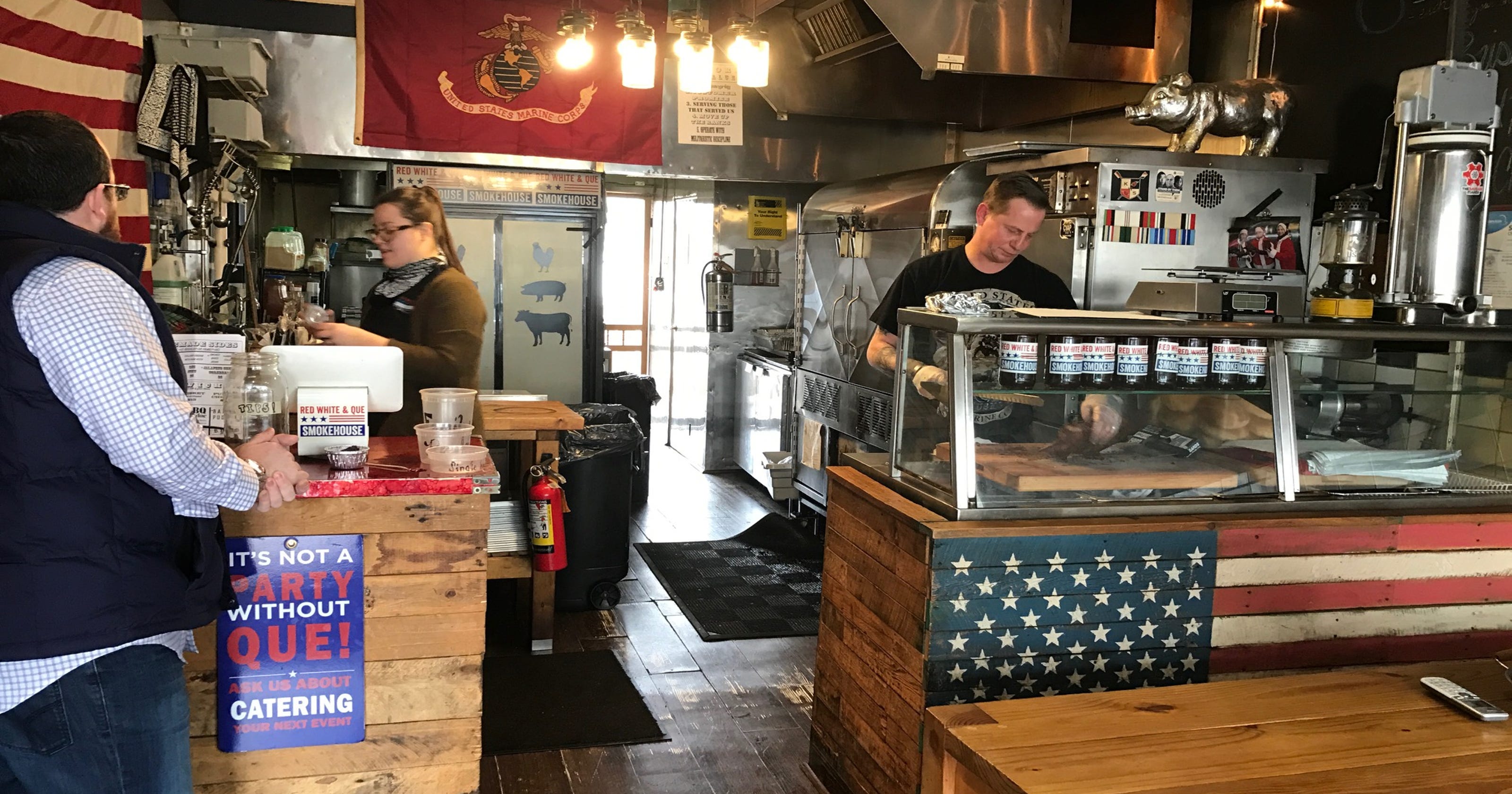 Red White & Que restaurants are down to one location, in Kearny NJ