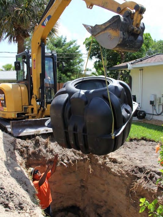 Vero Beach Tries Low Cost Means Of Hooking Up Sewers