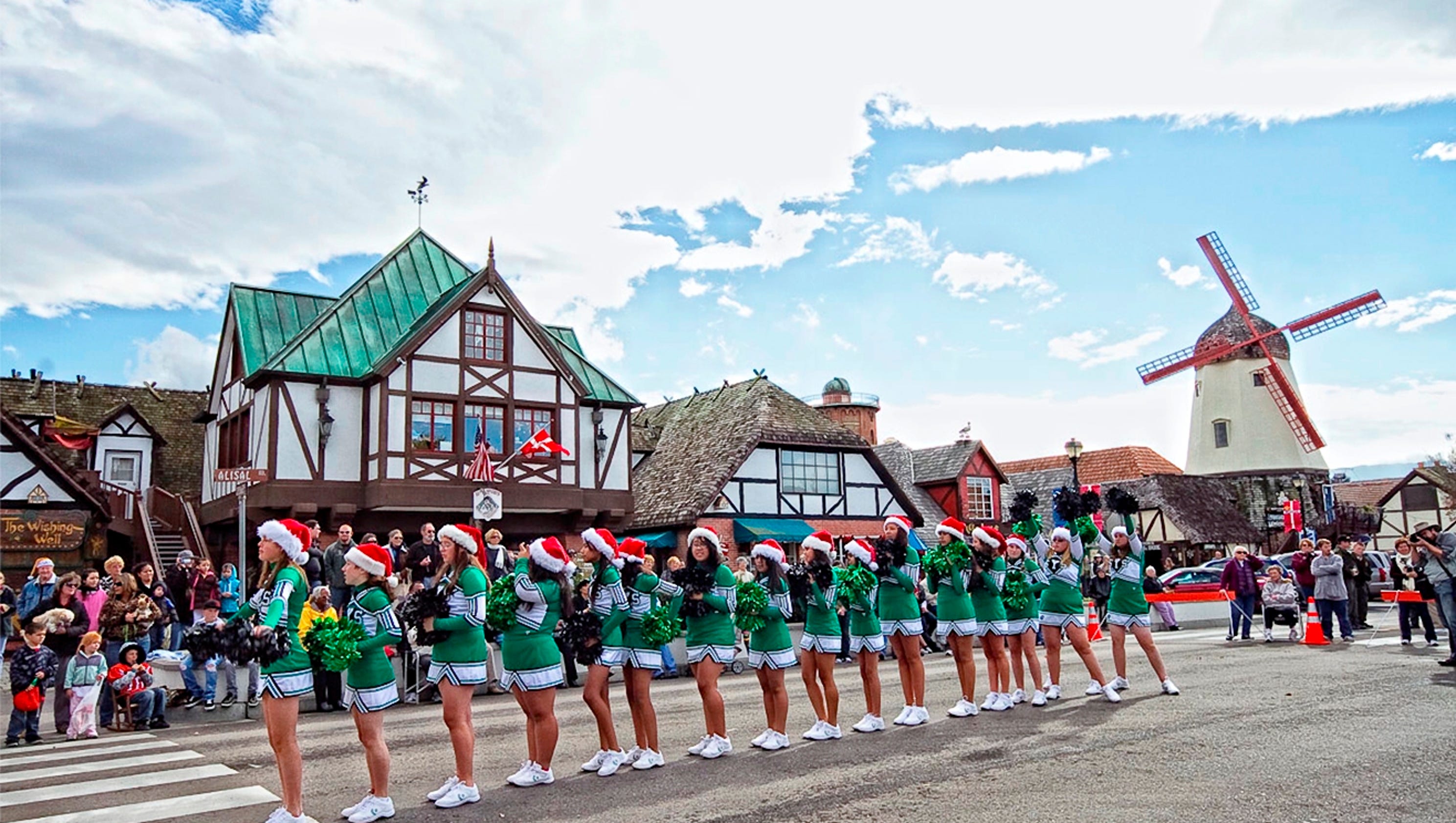10 great places to enjoy global Christmas traditions in the USA