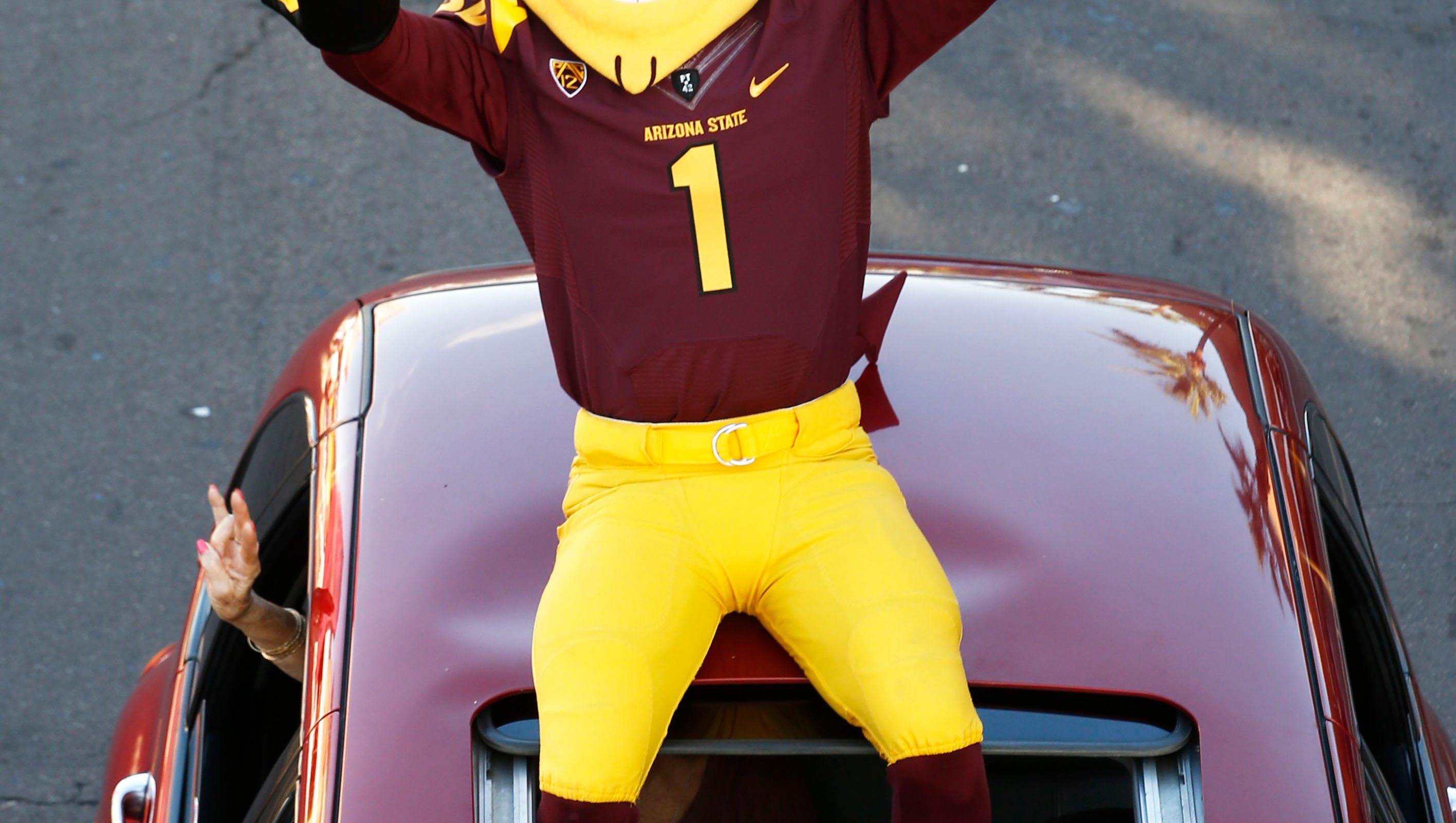 When did ASU start worshiping Sparky and the Sun Devils?