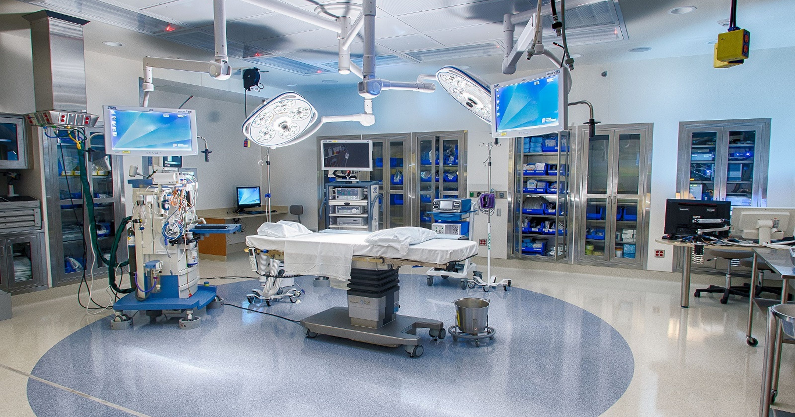 Robot-assisted surgery at Morristown operating rooms
