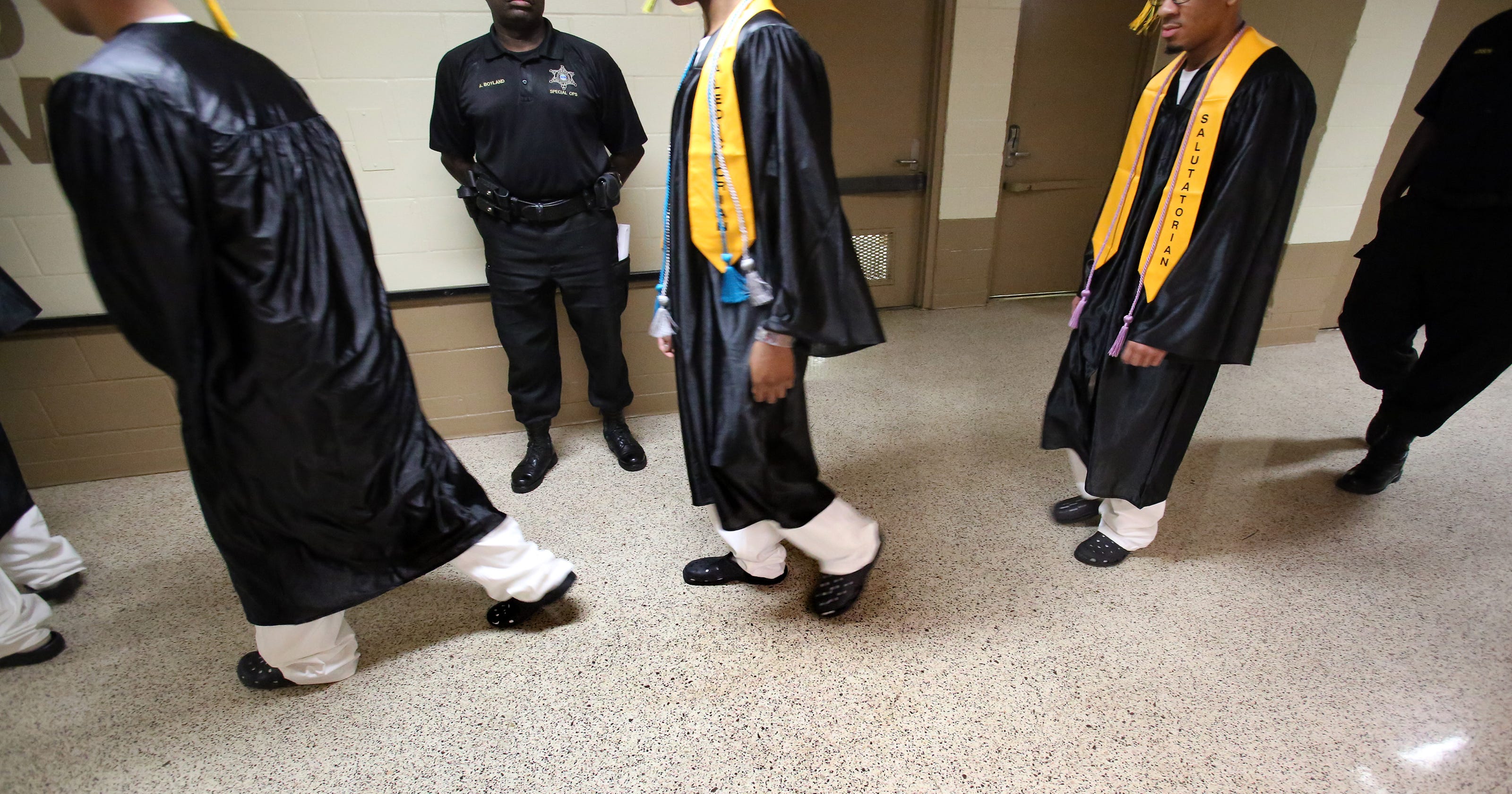 Inmates get GED at Shelby County jail