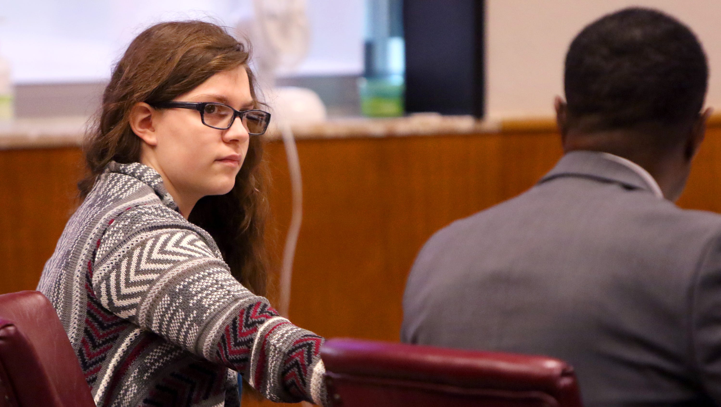 Jury accepts accepts insanity defense in Slender Man stabbing