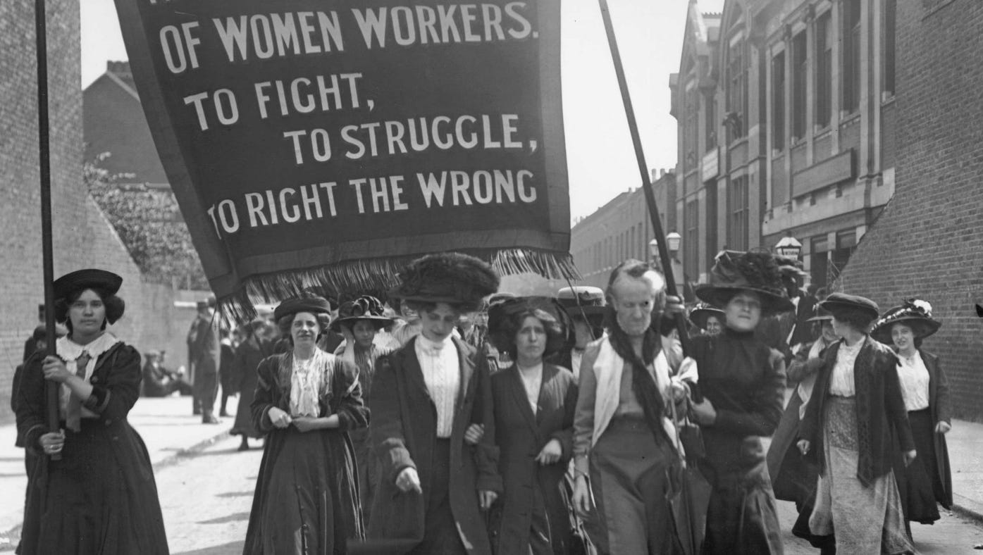 Spanning Time Help Re Enact Womens Suffrage Parade Of 1913 