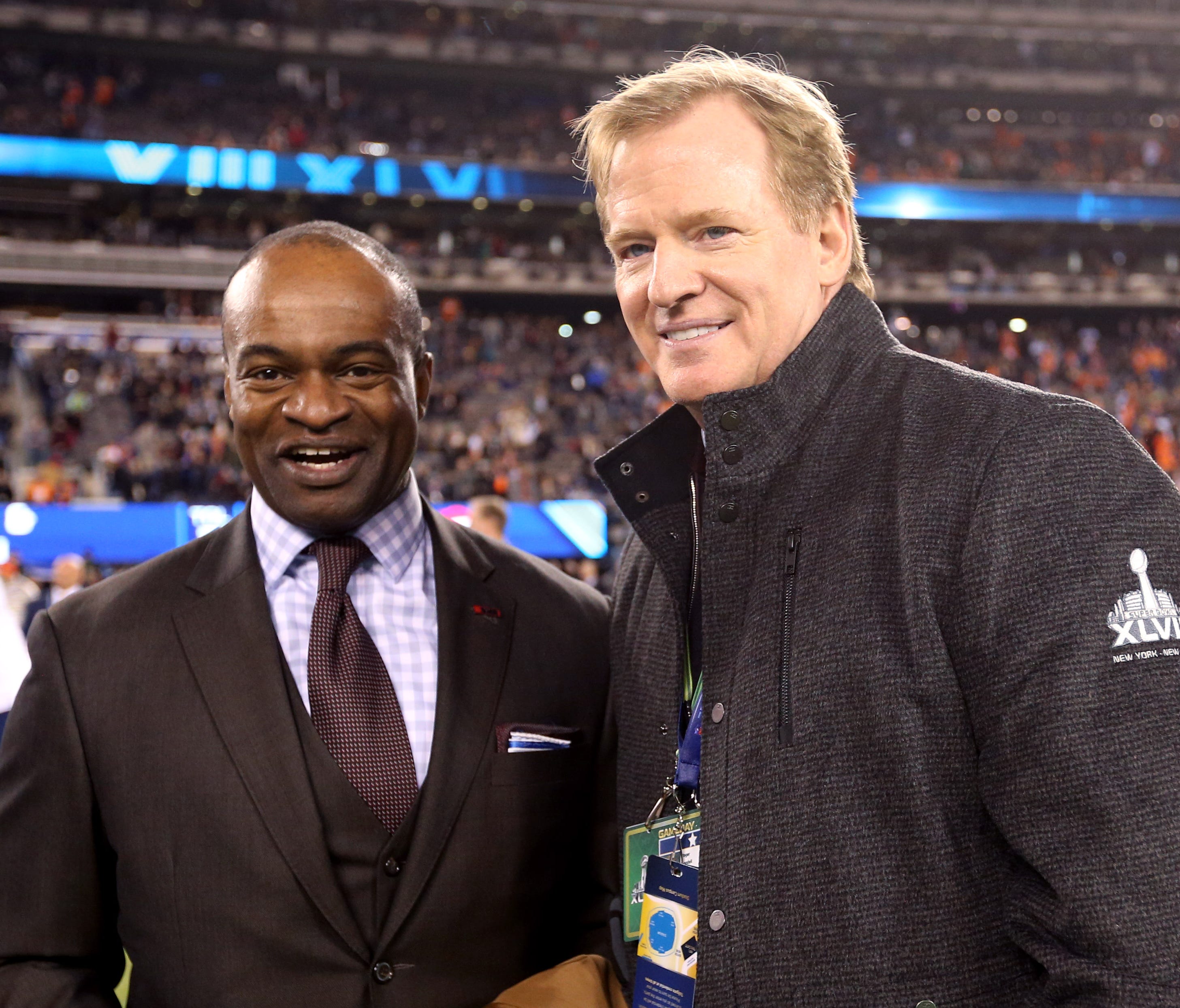 NFL commissioner Roger Goodell (right) and NFL Players Association executive director DeMaurice Smith could collaborate in the future on studying marijuana for pain management.
