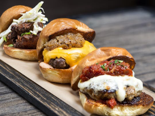 Veterans Day Free Food Deals At 33 Restaurants Nov 11