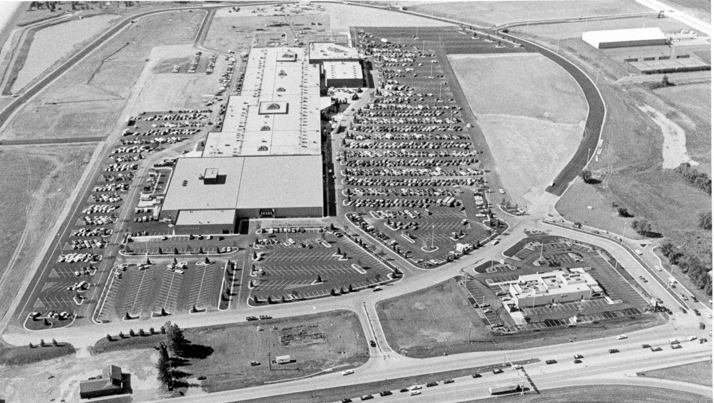 The Buzz Fox River Mall Memories