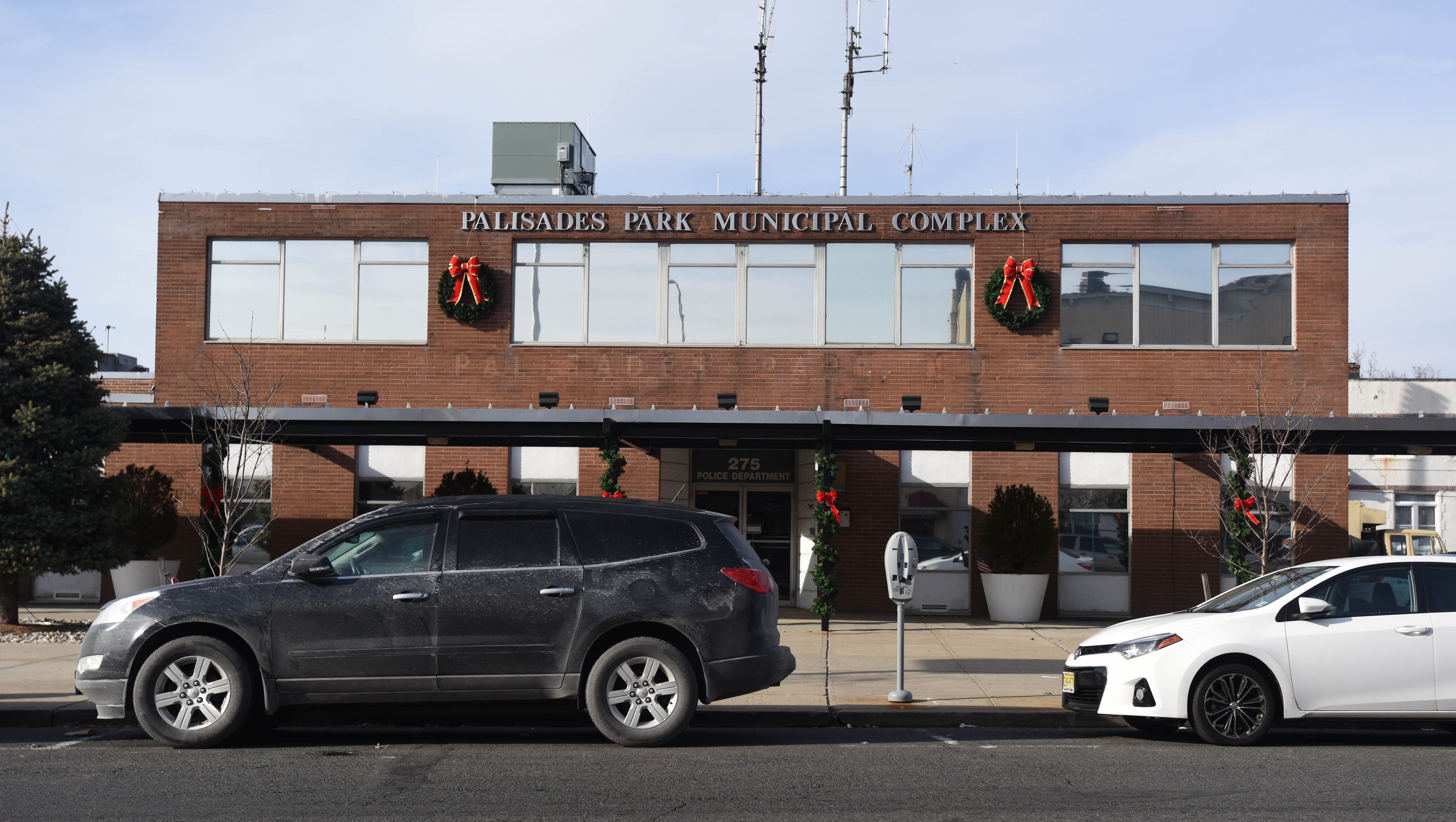 Palisades Park potential eminent domain study moves forward