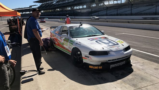 Mansfield driver Max Gee won the SCCA Super Tour Under National Championship on Sunday at the Indianapolis Motor Speedway.