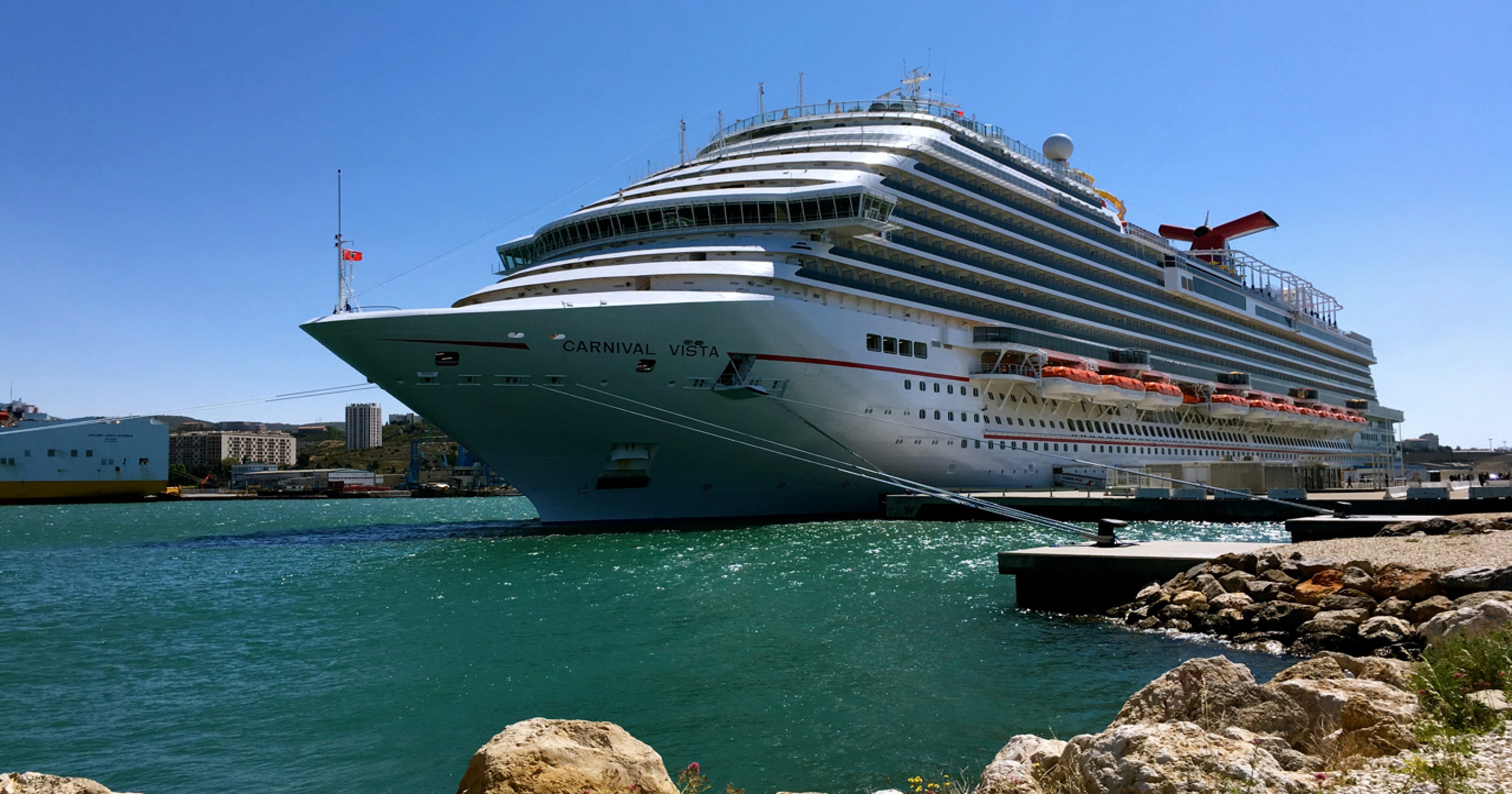 Cruise ship tours Carnival Cruise Line's Carnival Vista