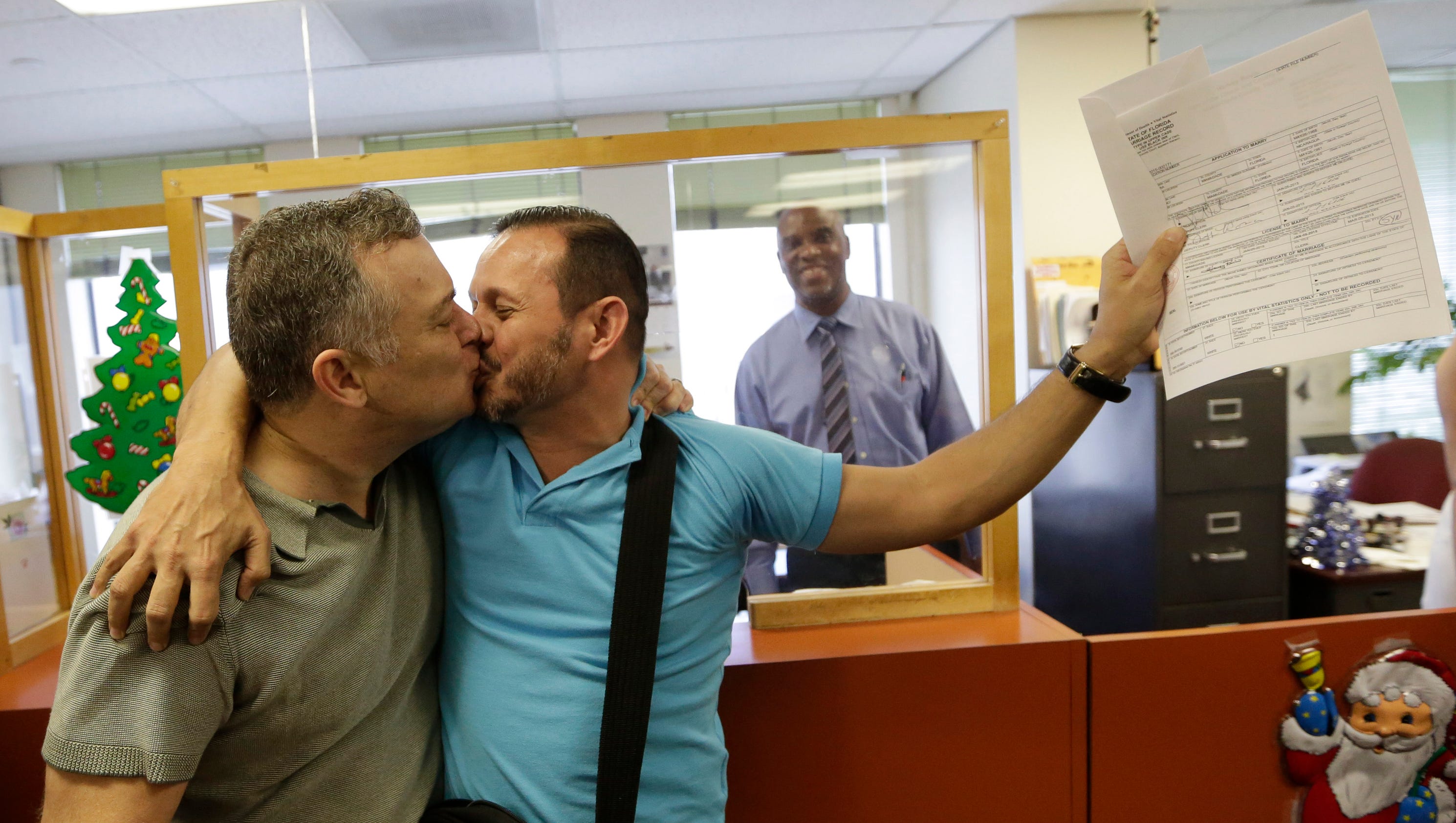 Miami Judge Weds Gays And Lesbians After Ruling Against Ban