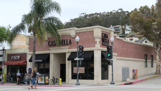 Casa Bella Prime Steak and Seafood opened early this month at the corner of Main and Oak streets in downtown Ventura. The space formerly was occupied by American Apparel.