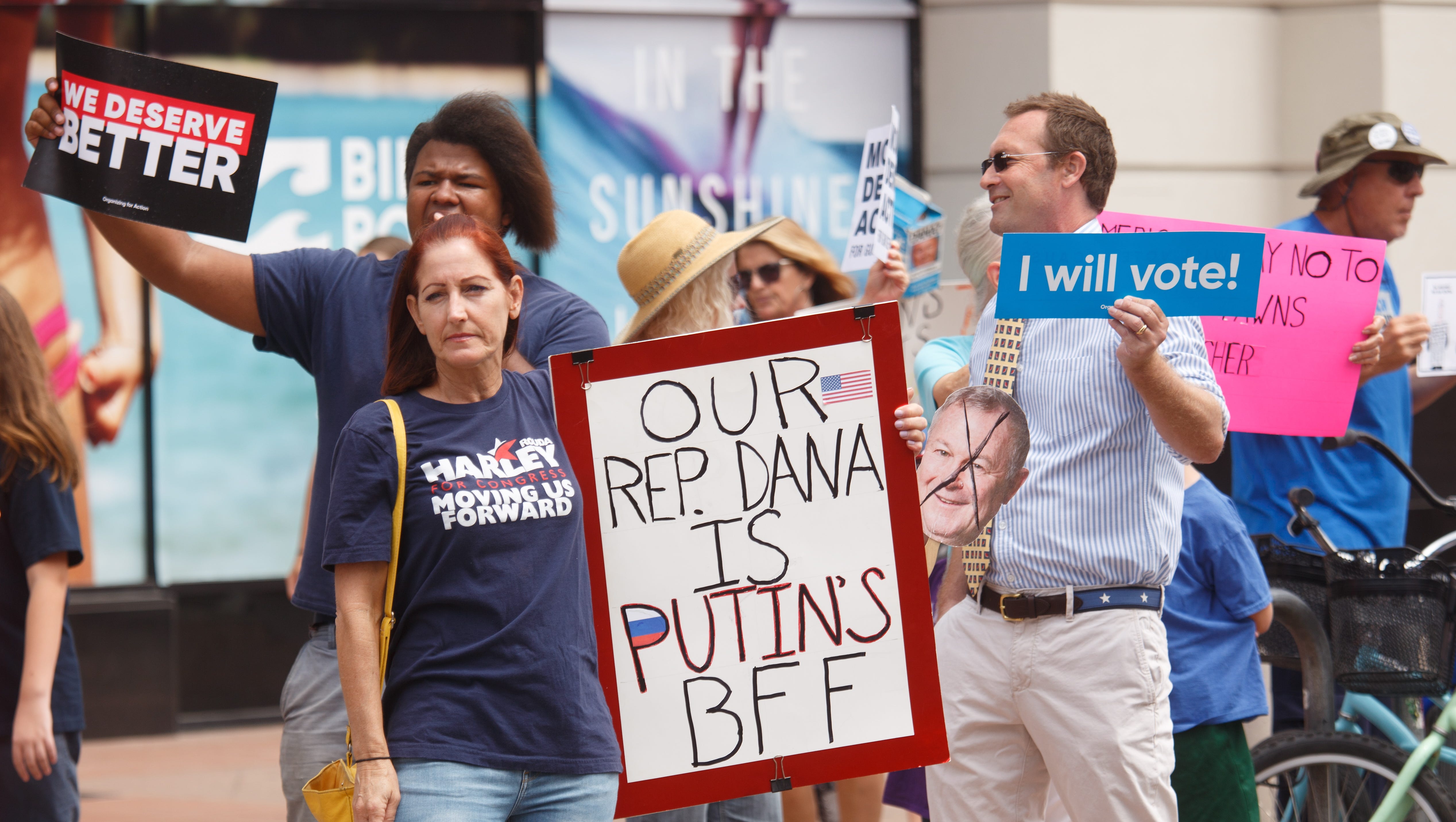 Rohrabacher's pro-Russia stance rallies Democrats in ...