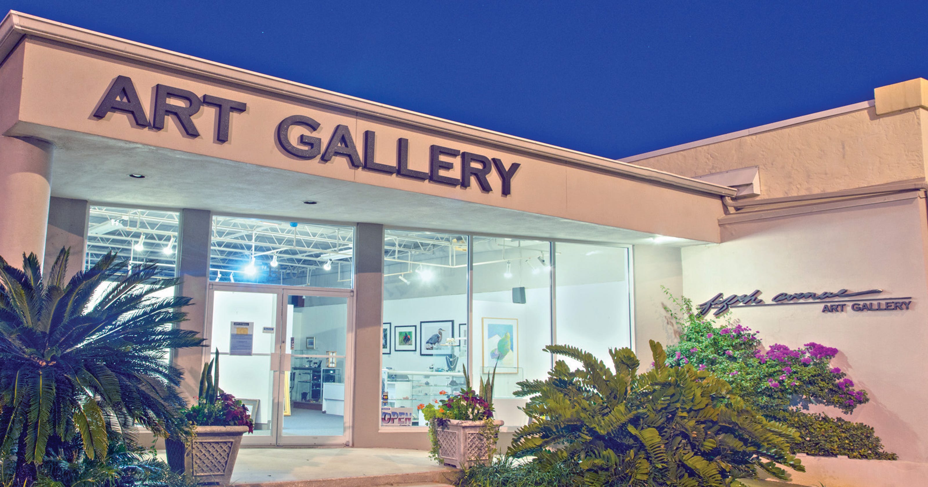 Fifth Avenue Art Gallery Turns 40