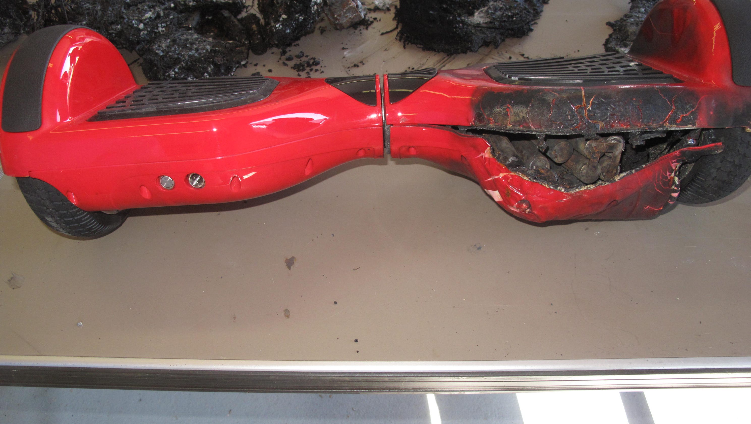 635906232945559670 Second Hoverboard 3