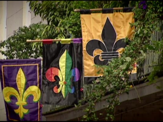 635720814375482654-fleur-de-lis.jpg