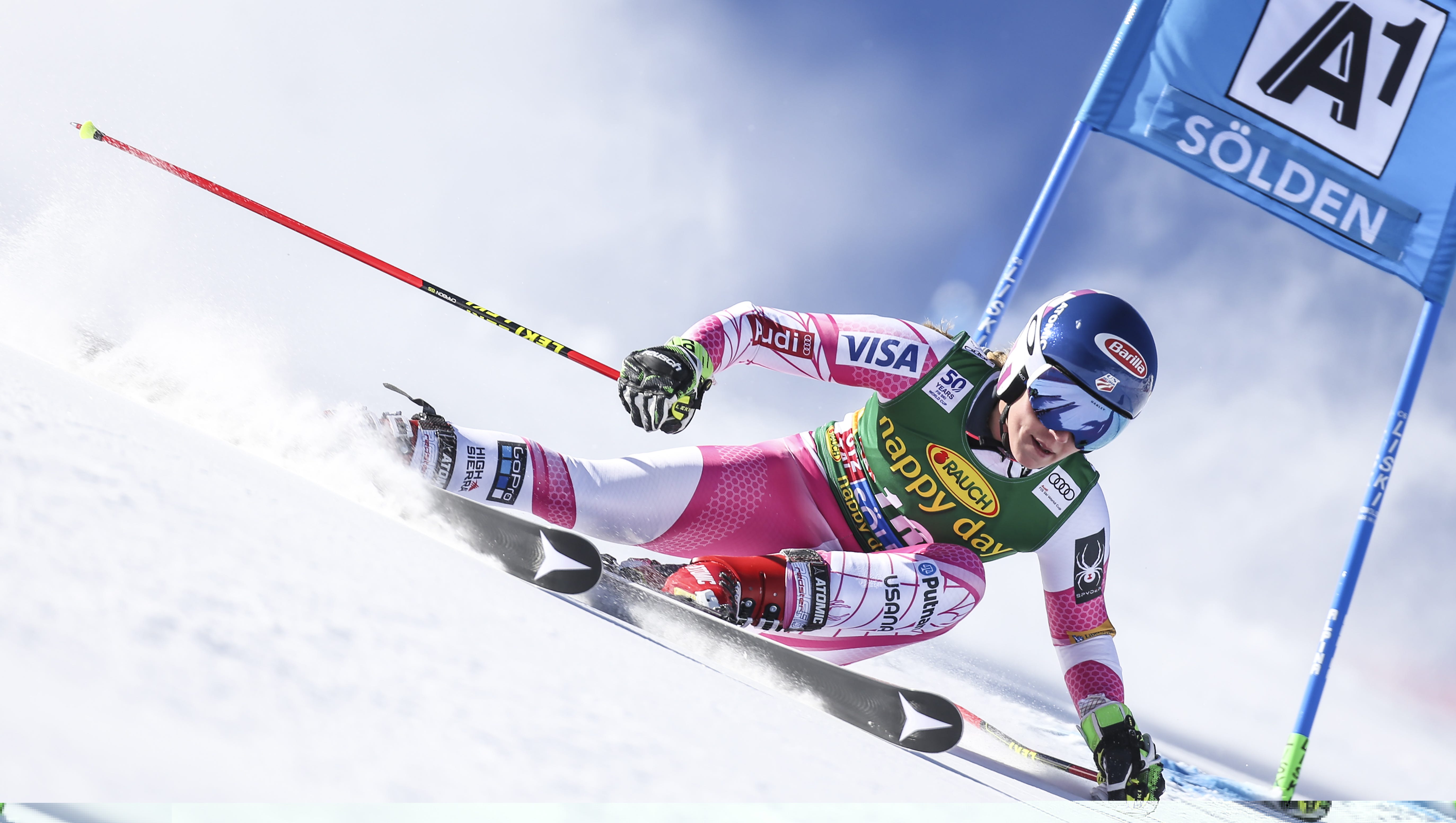 Лыжи world cup. Mikaela Shiffrin giant Slalom. Alpine Ski World Cup. Шифрин лет USA Ski. Аргуянова а б.
