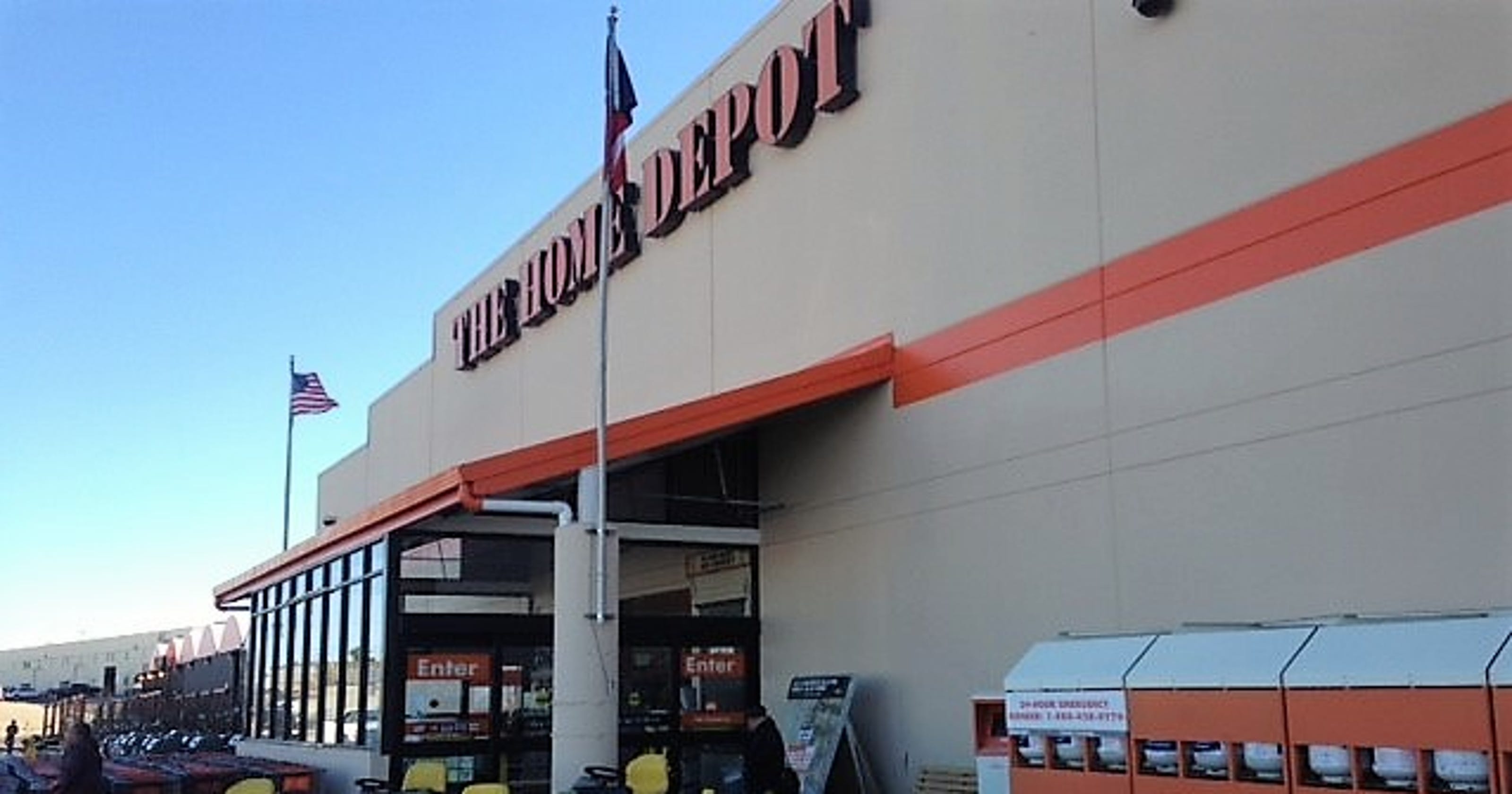 Home Depot, Lowe's hiring seasonal workers in El Paso, across the U.S.