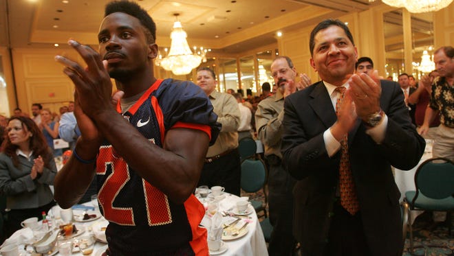 Former UTEP wide receiver Johnnie Lee Higgins Jr., left, will be inducted into the UTEP Hall of Fame this year.