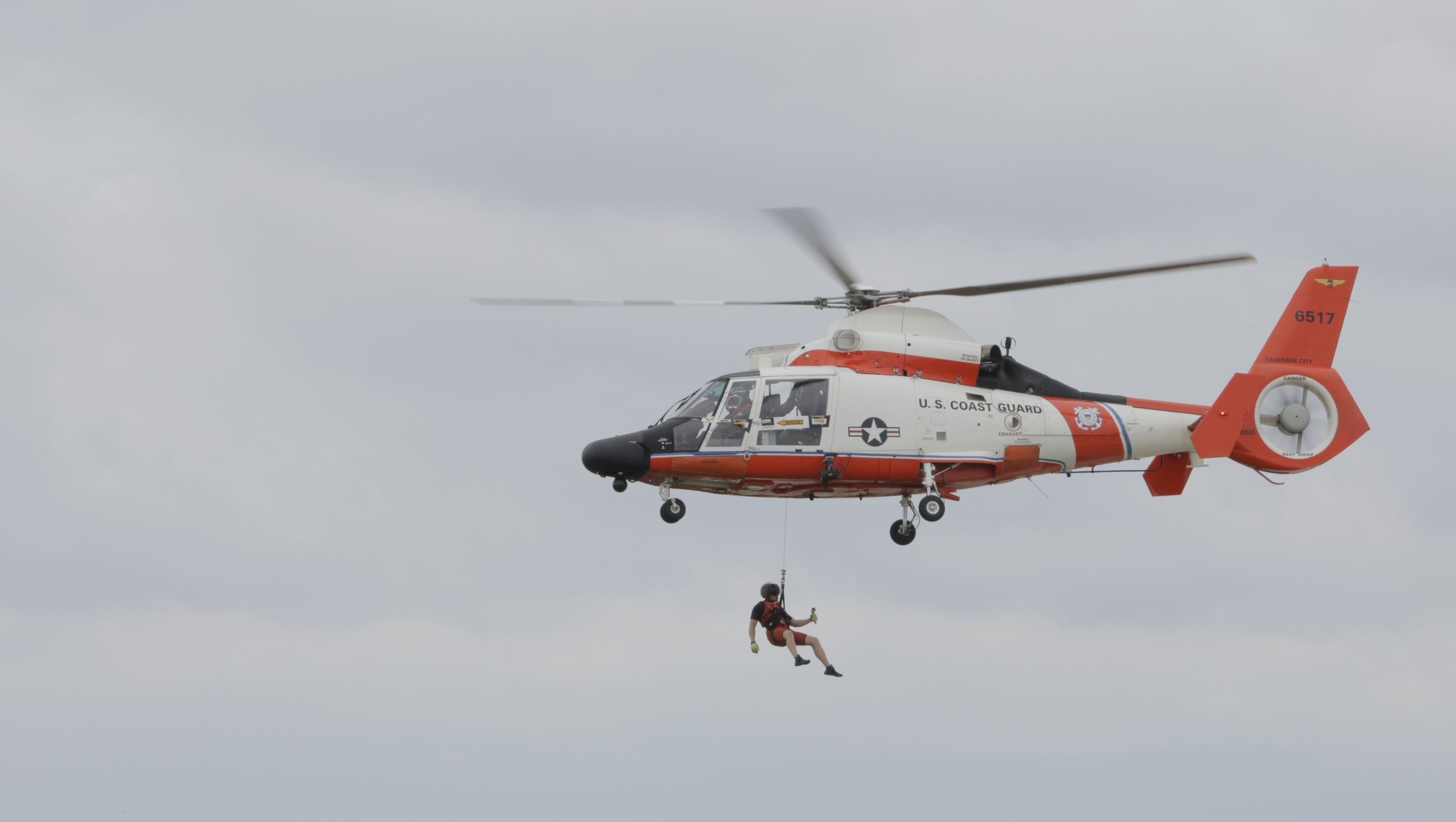 eaa airventure oshkosh wi images radio city music hall christmas show 2019