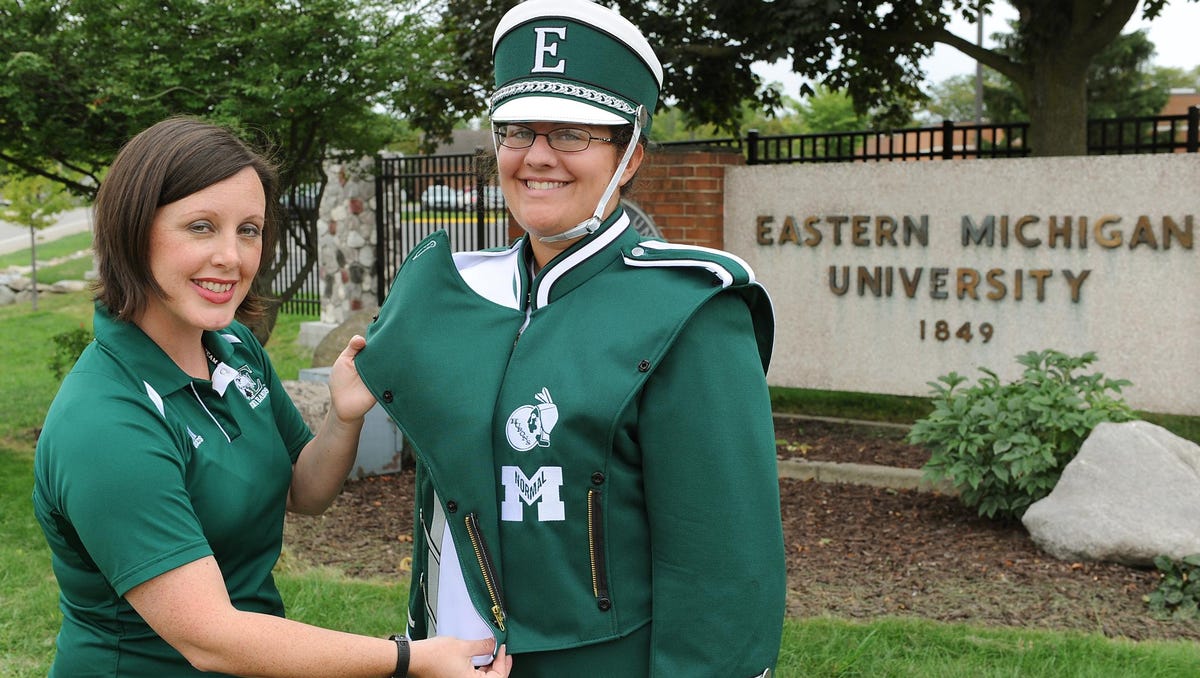 Native Americans Want Huron Logo Off Emu Band Uniform
