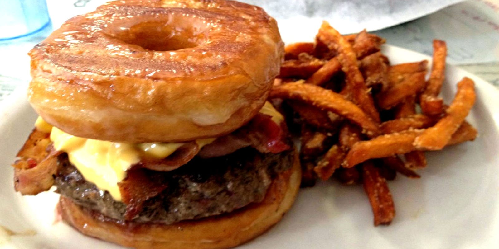 Brooks Burgers in Naples makes list of top 10 burger restaurants in US